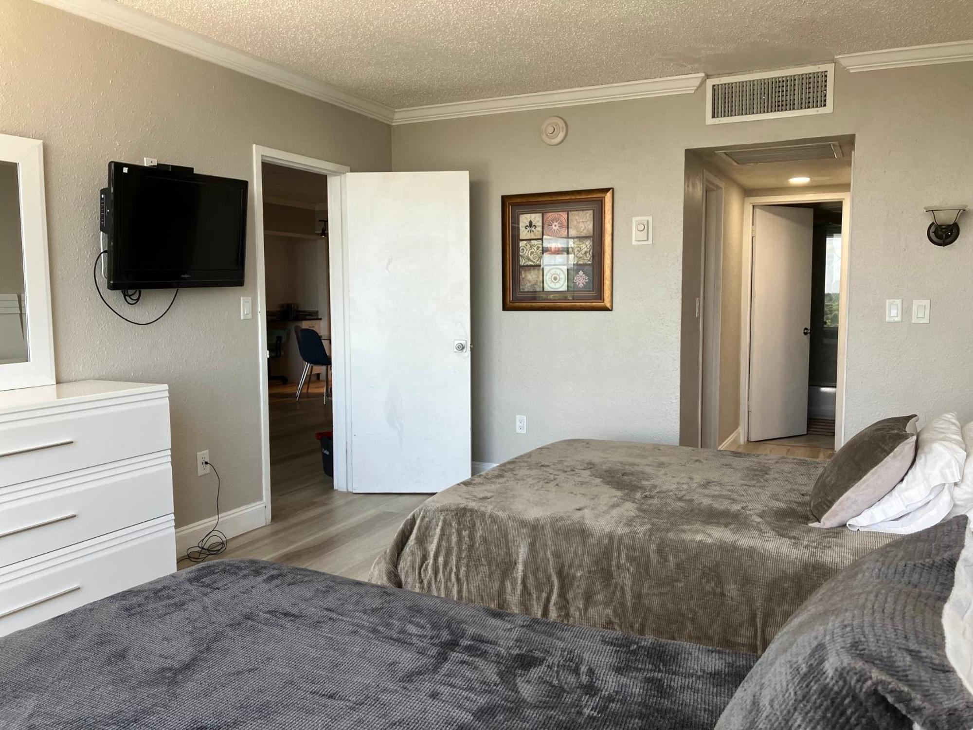 Oceanview Resort: Fort Lauderdale Beachfront Corner Suite Exterior photo