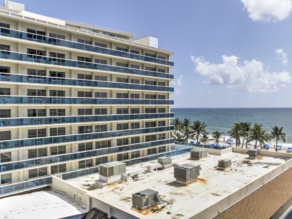 Oceanview Resort: Fort Lauderdale Beachfront Corner Suite Exterior photo